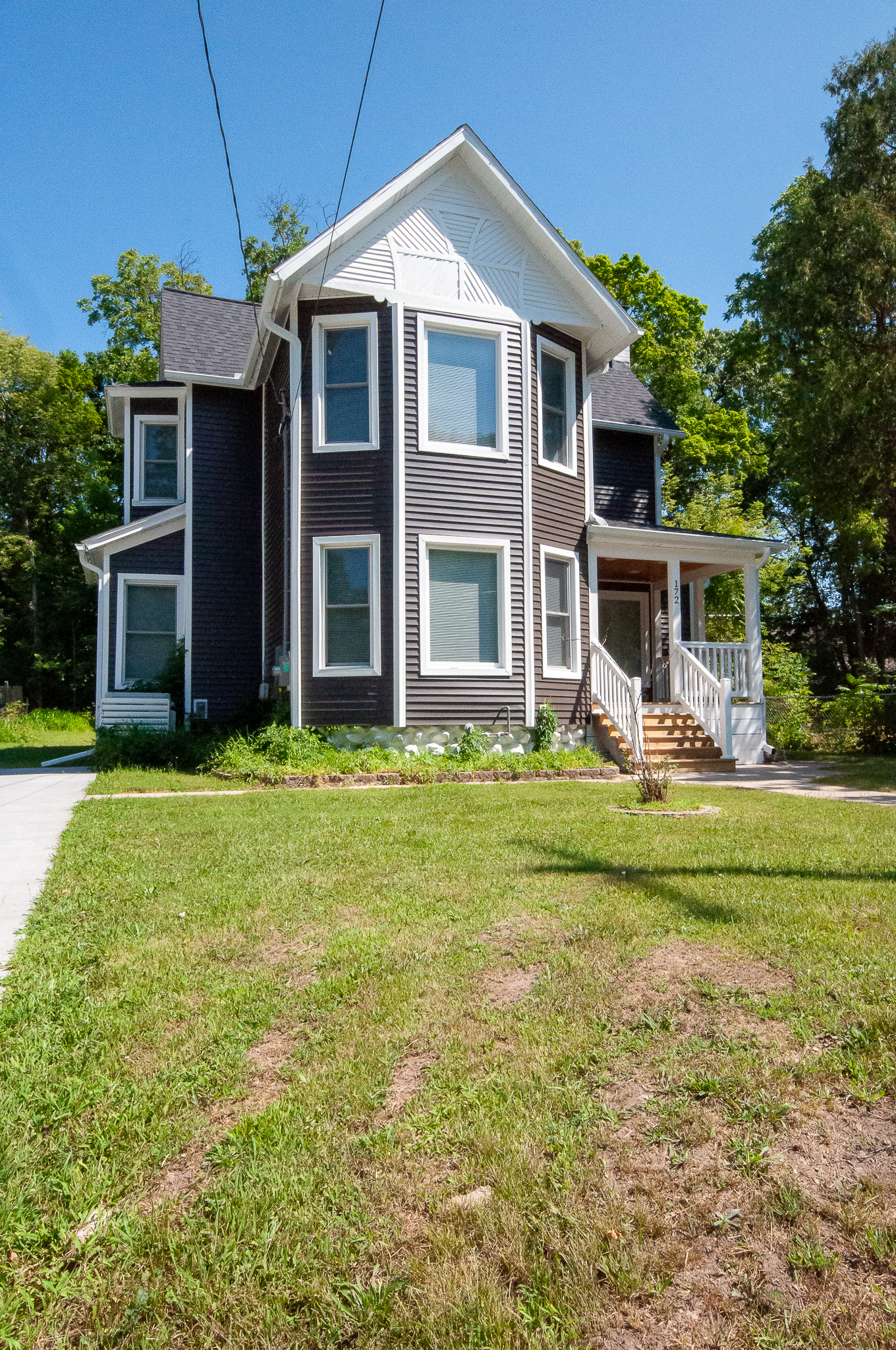 172 Manchester St W